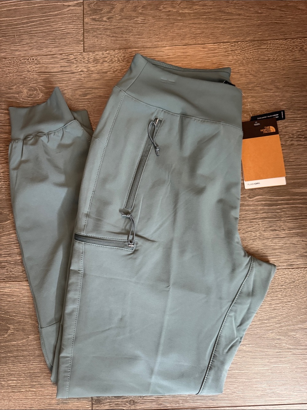 The North Face Women's Sage Green Active Bridgeway Joggers